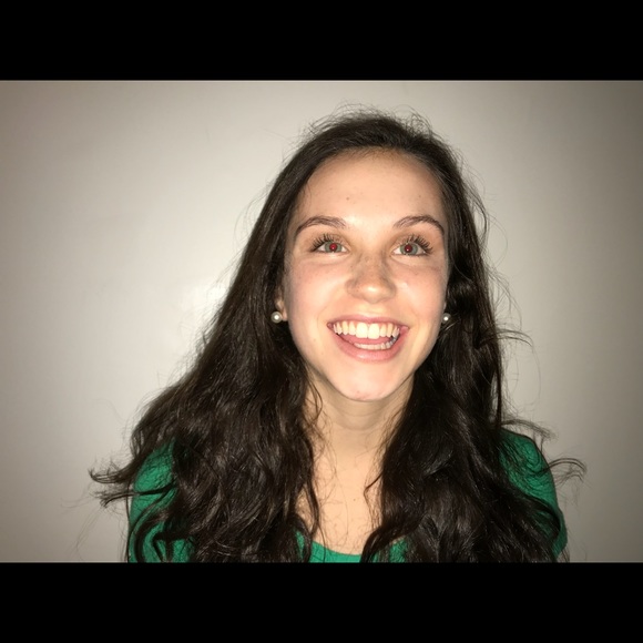 Profile Picture of Grace Rodenbeck (@gracerr1234) on Poshmark