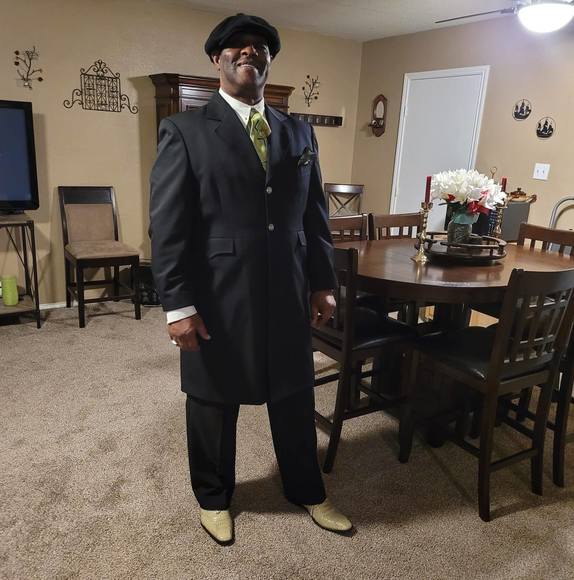 Profile Picture of Ray Bryant (@raybryant84) on Poshmark