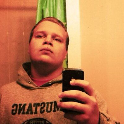 Profile Picture of Aaron Hearn (@aaronmill98) on Twitter