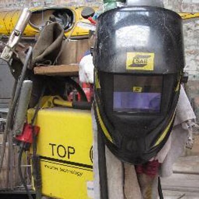 Profile Picture of Chris Barrowman (@fluxworx) on Twitter