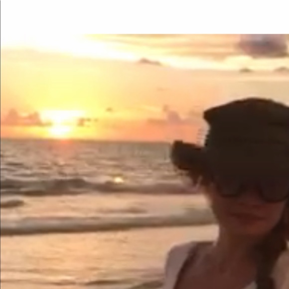 Profile Picture of Lisa Mcfadden (@groovycouture) on Poshmark