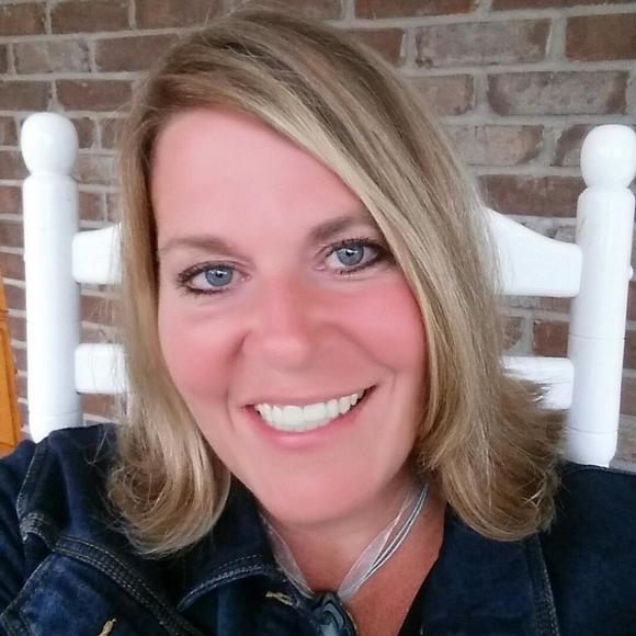 Profile Photo of Tonya Eckrote kidwell (@tonyaeckrote143) on Poshmark