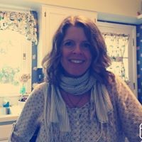 Profile Picture of Julie Wade (@julie-wade-3) on Quora