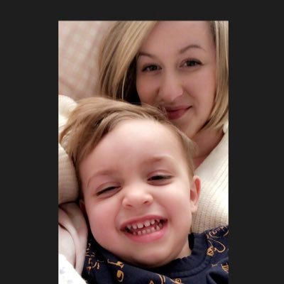 Profile Picture of Lori Honey (@Lori_Honey) on Twitter