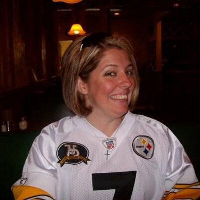 Profile Picture of Pam Osborne (@pamoz714) on Twitter