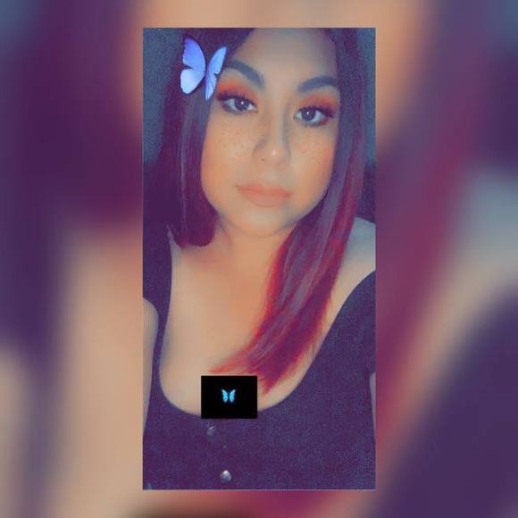 Profile Picture of Janet Ocampo (@simply_me29) on Poshmark