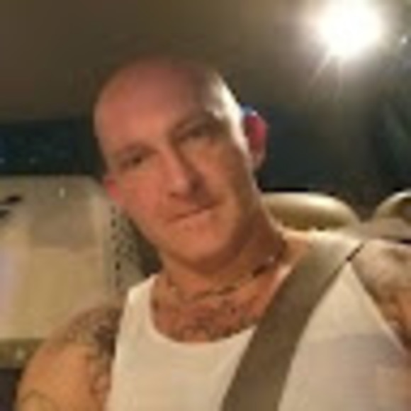Profile Picture of Jason Beyard (@jasonbeyard) on Poshmark