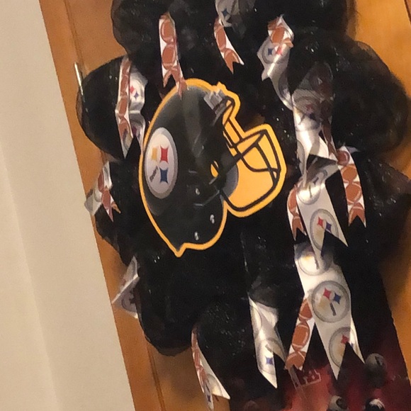 Profile Picture of Sasha Ballantyne (@sashajadeballnt) on Poshmark