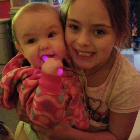 Profile Picture of Abby Shiery (@abbyshiery5) on Poshmark