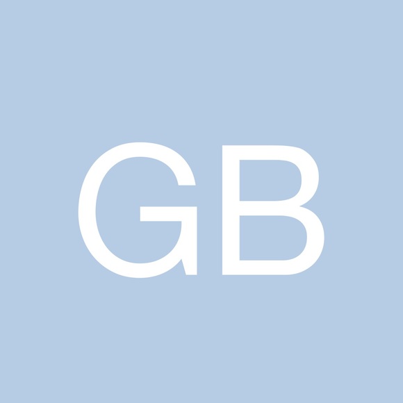 Profile Picture of Gail Brauner (@gsbrauner) on Poshmark