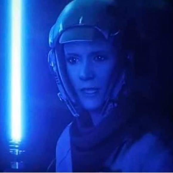 Profile Picture of Annie Lavinsky (@marajade299) on Poshmark