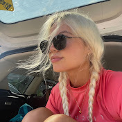 Profile Picture of Meg Blair (@megsblair18) on Youtube