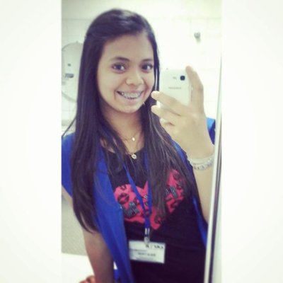 Profile Picture of Beatriz Simon (@biasiimon) on Twitter