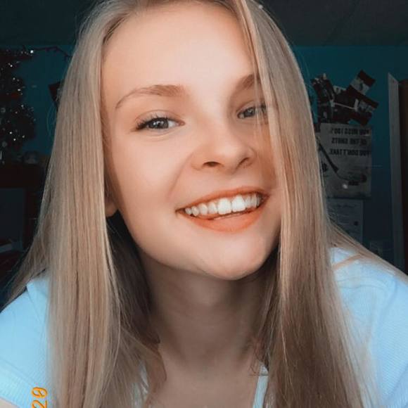 Profile Picture of Phoenix Koski (@phoenixkoski) on Poshmark