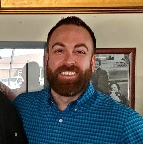 Profile Picture of Corey Holmes (@corholmes) on Poshmark