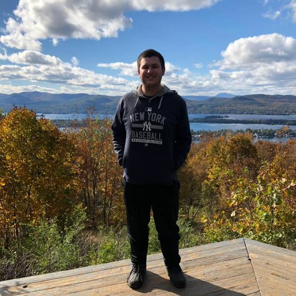 Matthew Melucci - Poshmark Profile Picture of Matthew Melucci (@melucci) on Poshmark