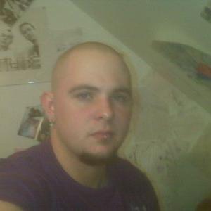 Profile Picture of Max Brady (@maxTHEbrady) on Twitter