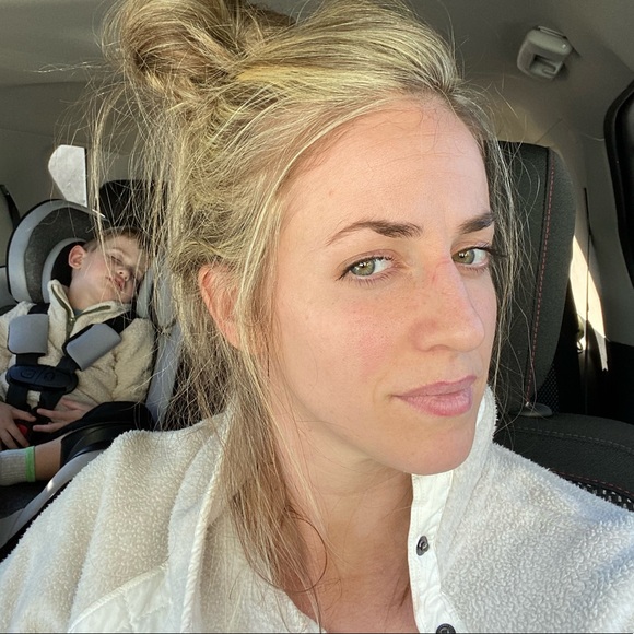 Profile Picture of Kathleen Pasqualone (@kathleenpasq) on Poshmark