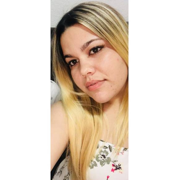 Profile Picture of Daniela Campillo (@dcampillo) on Poshmark