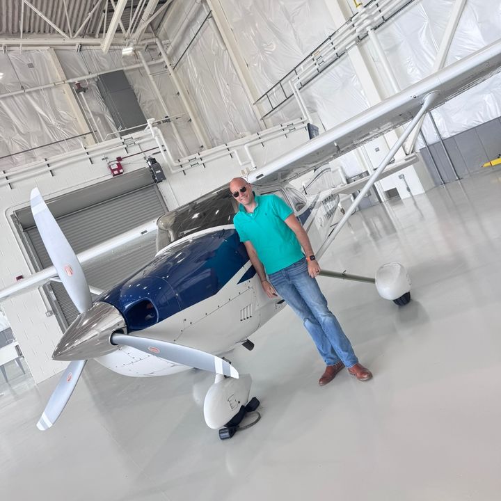 Profile Picture of CharlieEcho (@charlieechoaviation) on Tiktok