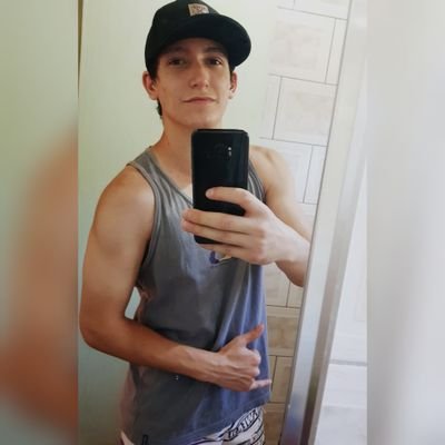 Profile Picture of Cristian Adriano (@Cristian_END_) on Twitter