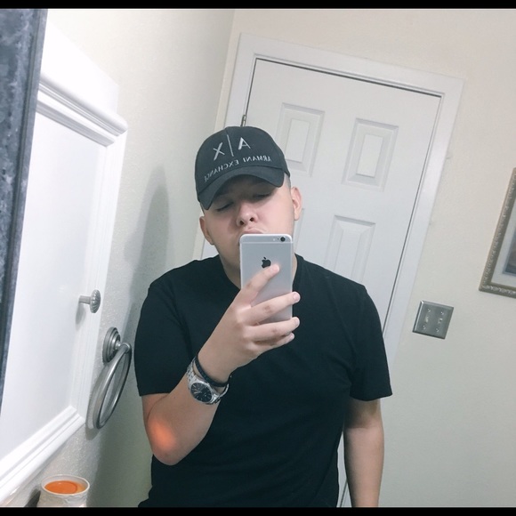 Profile Picture of Misael Ramirez (@el27_) on Poshmark
