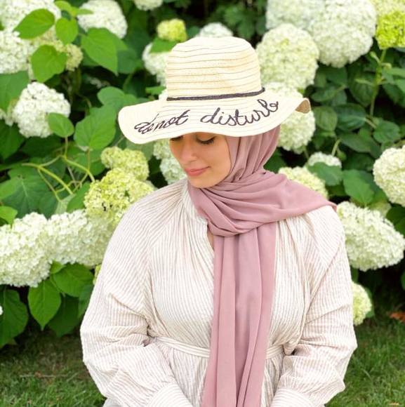 Profile Picture of Saja Almusawi (@suzy_1994) on Poshmark