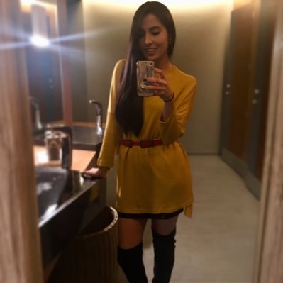 Profile Picture of Carolina Barrientos (@_carobarrientos) on Twitter