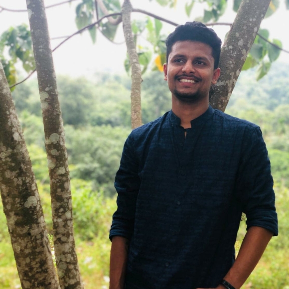 Profile Picture of Ananthu Santhan (@ananthu) on Poshmark