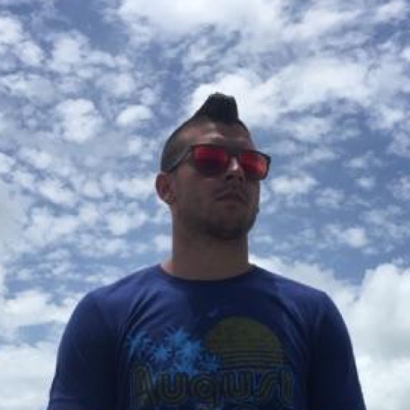 Profile Picture of Nicholas Corwin (@nkcorwin7) on Poshmark