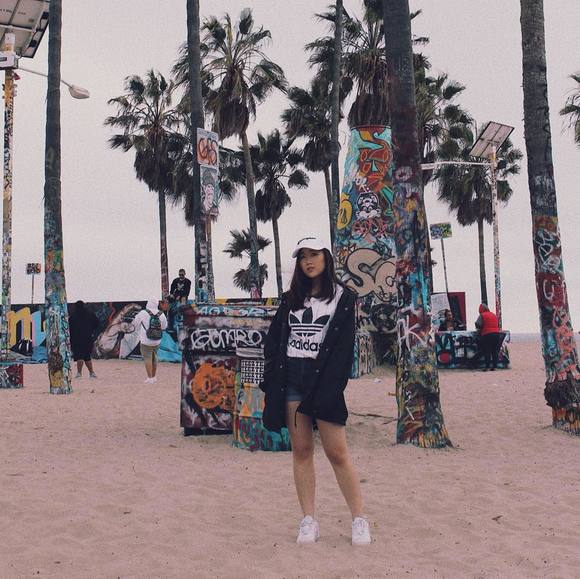 Profile Picture of Forelskeet Forelskeet (@petradestiny) on Poshmark