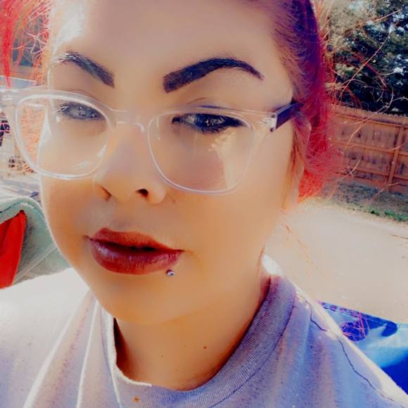 Profile Picture of Seandalynne Hardwick (@nowimawarriorx3) on Poshmark
