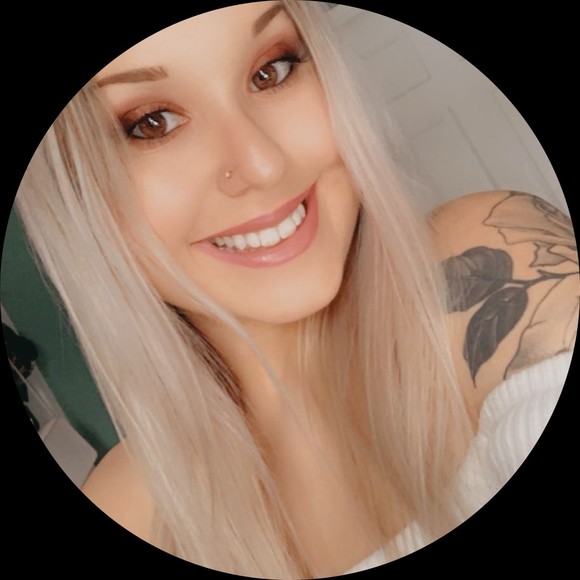 Profile Picture of Brianna Denes (@briannadenes) on Poshmark