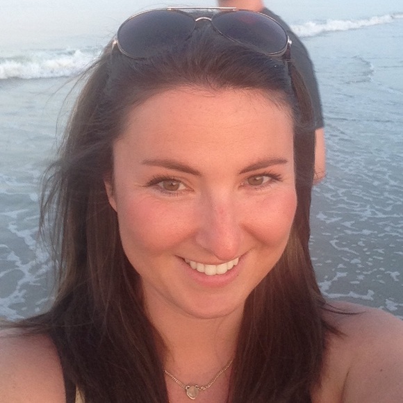 Profile Picture of Geneva Addison (@theadhdthrifter) on Poshmark