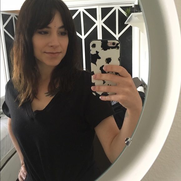 Profile Picture of Bobbi Keener (@bobbikeener) on Poshmark