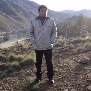 Profile Picture of Tomás Zegarra (@Tom&) on Facebook