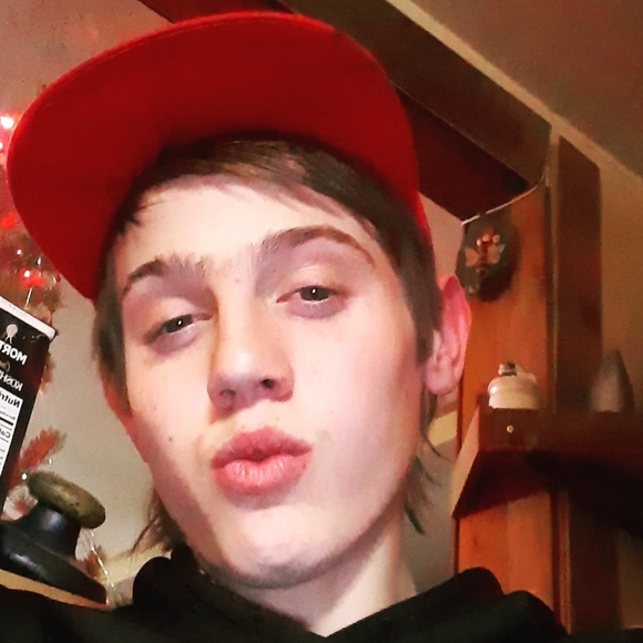 Profile Picture of Lucas Haining (@lucashaining) on Poshmark