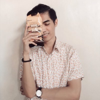 Profile Picture of Batang Heneral (@dsocialcrasher) on Twitter