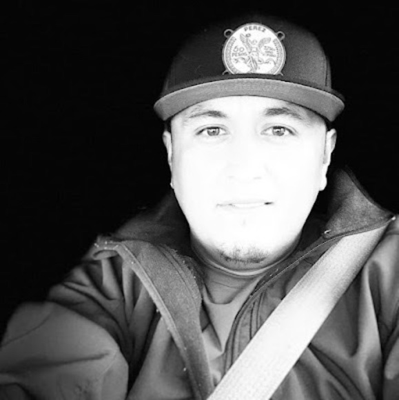 Profile Picture of Fidencio Perez (@fidencioperez) on Poshmark