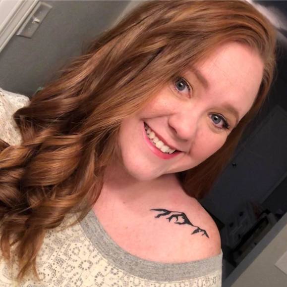 Profile Picture of Whitney Mills (@whitneyu812) on Poshmark