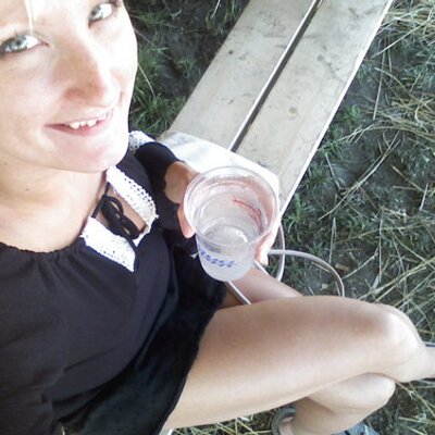 Profile Picture of Victoria Carlson (@LadyVictoria82) on Twitter