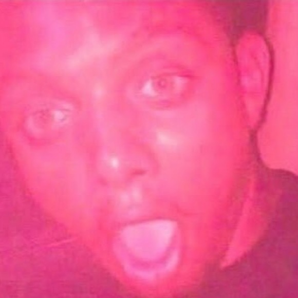 Profile Picture of Rachel Raggio (@raggior01) on Poshmark