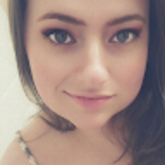 Profile Picture of Heather Cothren (@heather_cothren) on Poshmark