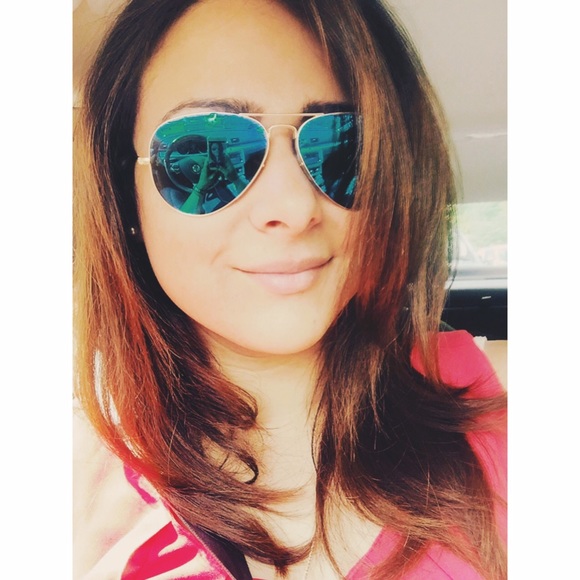 Profile Picture of Amal Abdallah (@amalabdallah1) on Poshmark