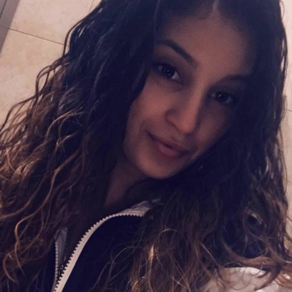 Profile Picture of Chasity Morales (@chaskilla) on Poshmark