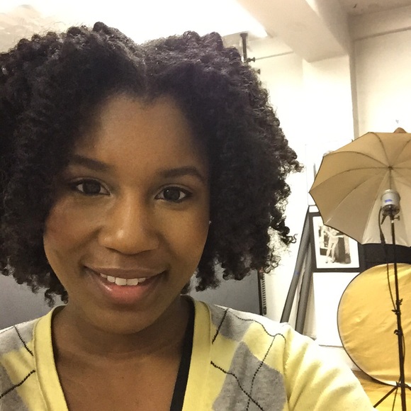 Monique Wise - Poshmark Profile Picture of Monique Wise (@themmichelle) on Poshmark