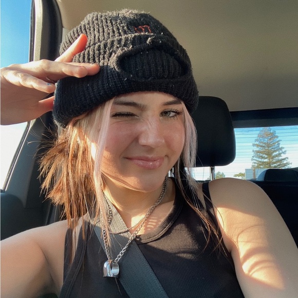 Profile Picture of Ariana Ranagan (@amarie_13) on Poshmark