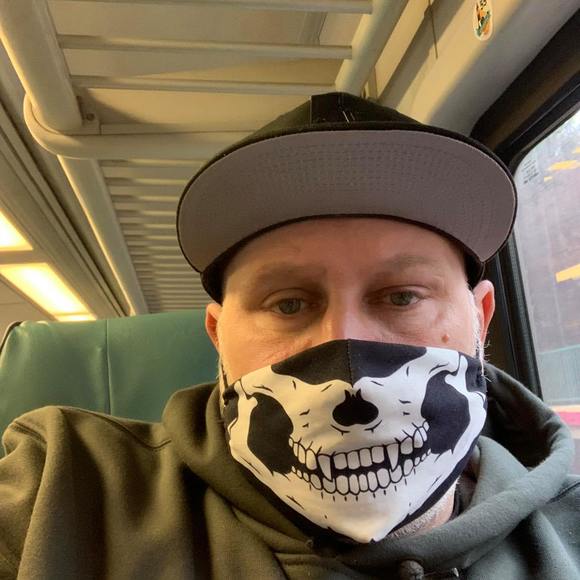 Profile Picture of Jason Fallon (@jasonfallon) on Poshmark