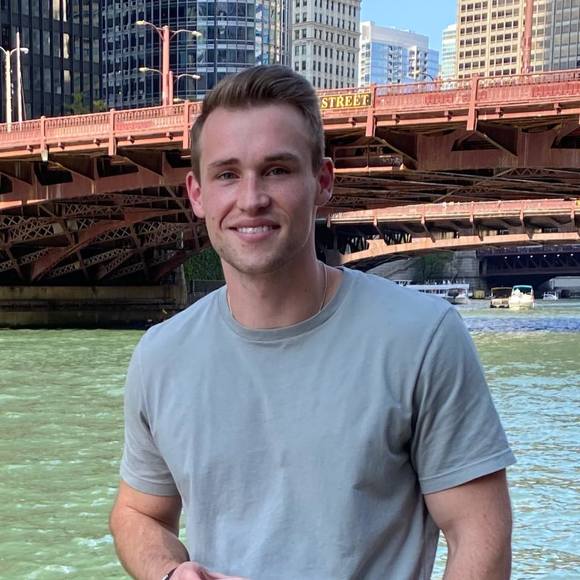 Profile Picture of Alex Godwin (@alexgodwin) on Poshmark