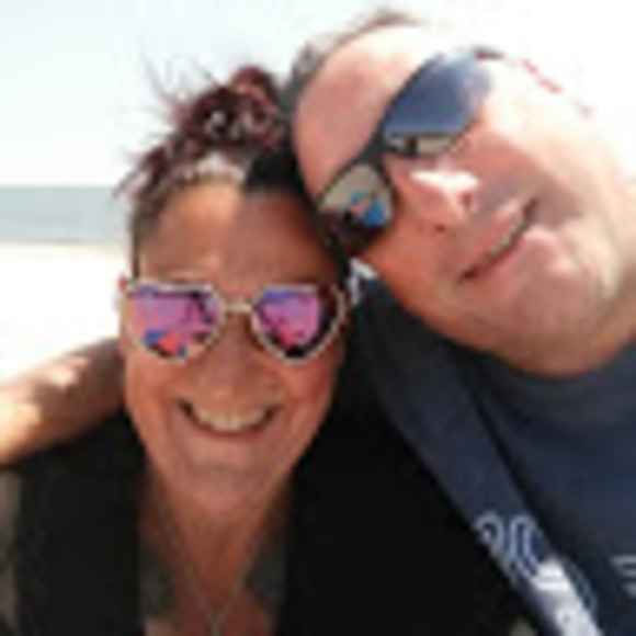 Martina Calitri - Poshmark Profile Picture of Martina Calitri (@martinacalitri) on Poshmark